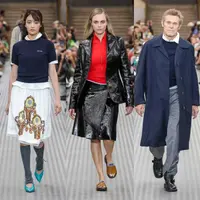 Miu Miu mempersembahkan koleksi Spring Summer 2025 selama Paris Fashion Week, yang kembali membawa para tamu ke rumahnya di Palais D'Iena. Koleksinya merupakan gabungan dari segala sesuatu yang kami sukai dari Miu Miu, keceriaan, kemudaan, dan kepekaan trendi yang menyenangkan