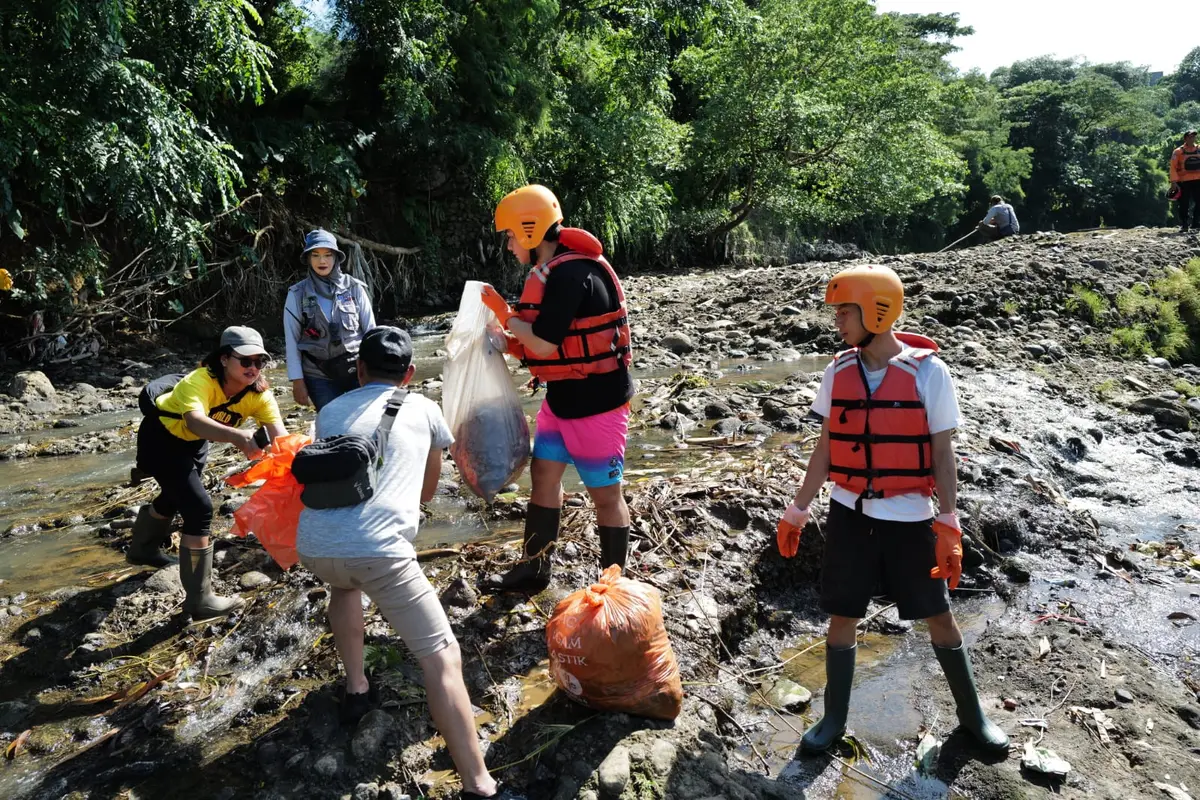 1,35 Ton Sampah Sungai Ciliwung Terkumpul dalam Sehari, Bagaimana Nasib Target Zero Waste 2030?