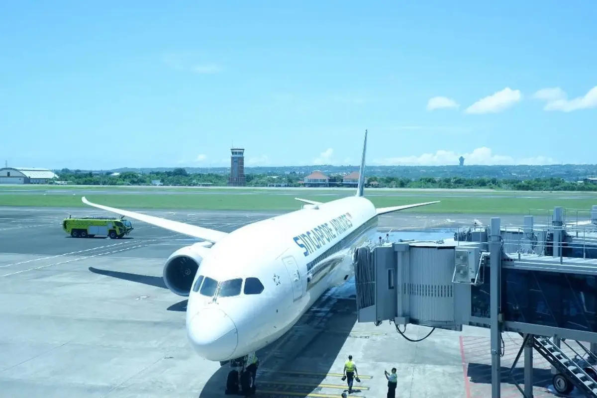 Singapore Airlines Kembali Terbang ke Bali, Angkut 156 Penumpang di Penerbangan Perdana