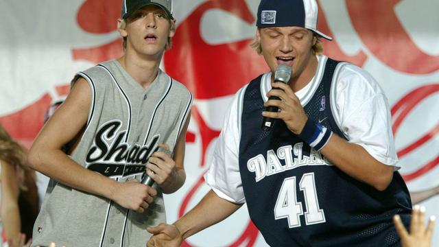 Melihat Kembali Aksi Panggung Aaron Carter