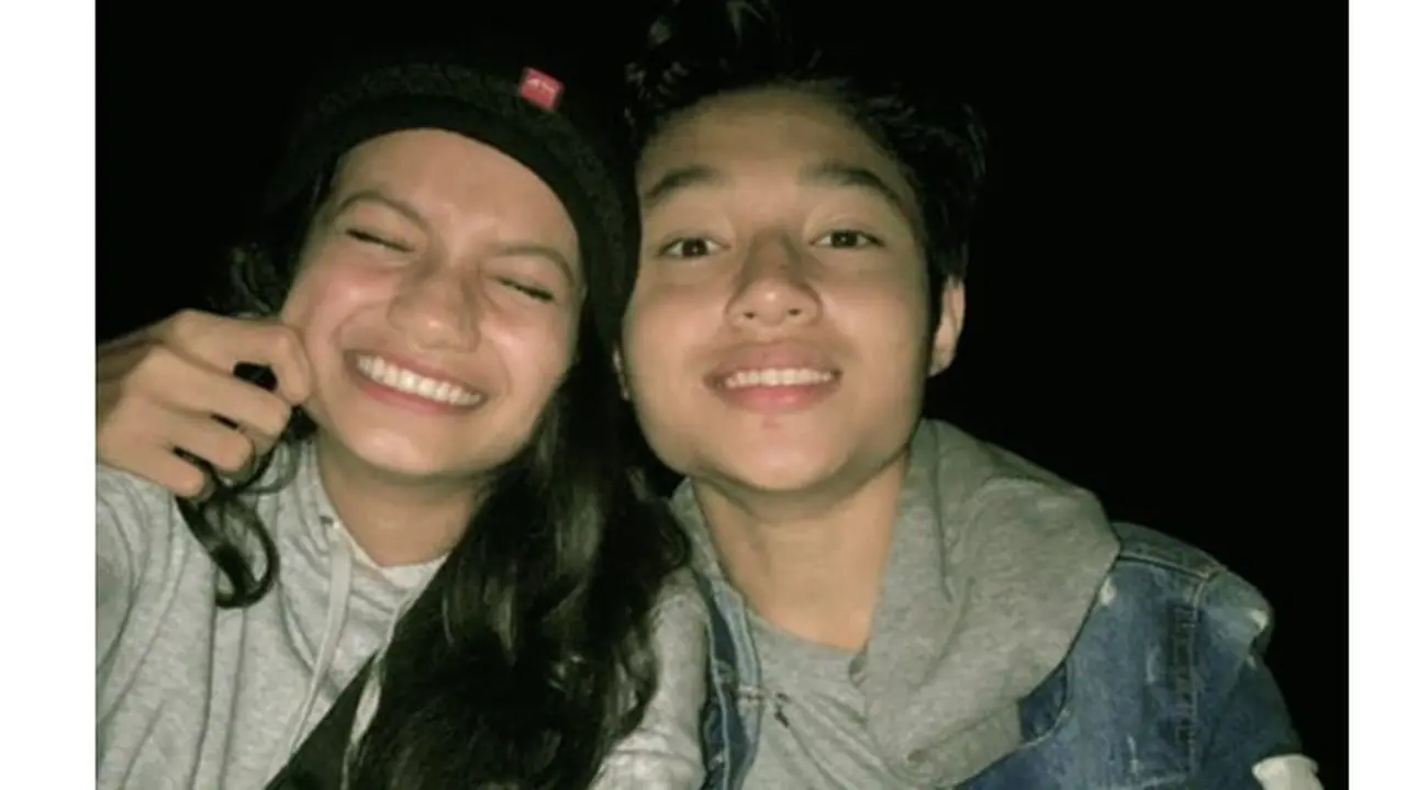 6 Momen Kompak Kiesha Alvaro dan Ratu Sofya, Main Bareng di Dari Jendela SMP