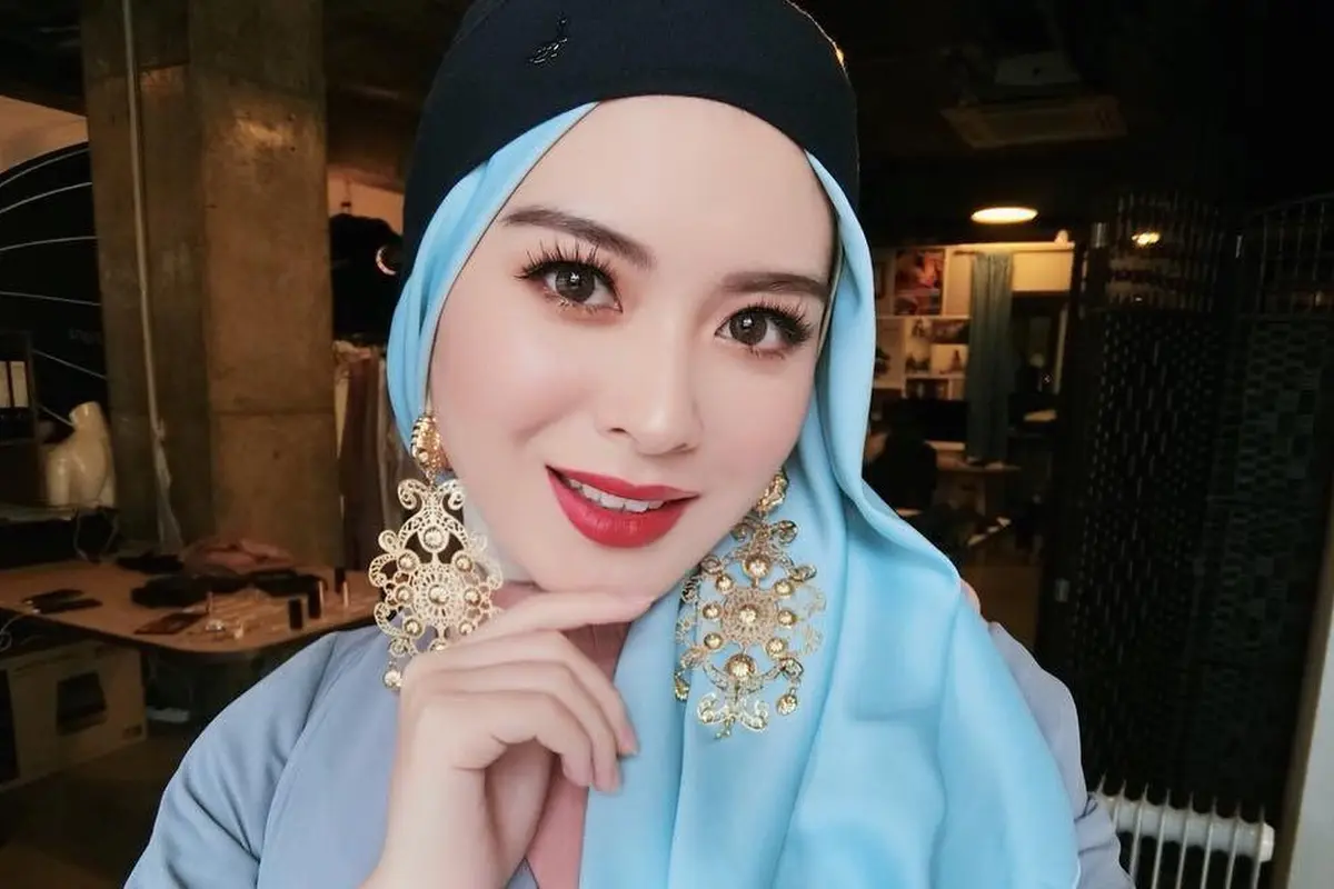 Ayana Jihye Moon