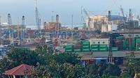 Puluhan kontainer limbah elektronik di Batam