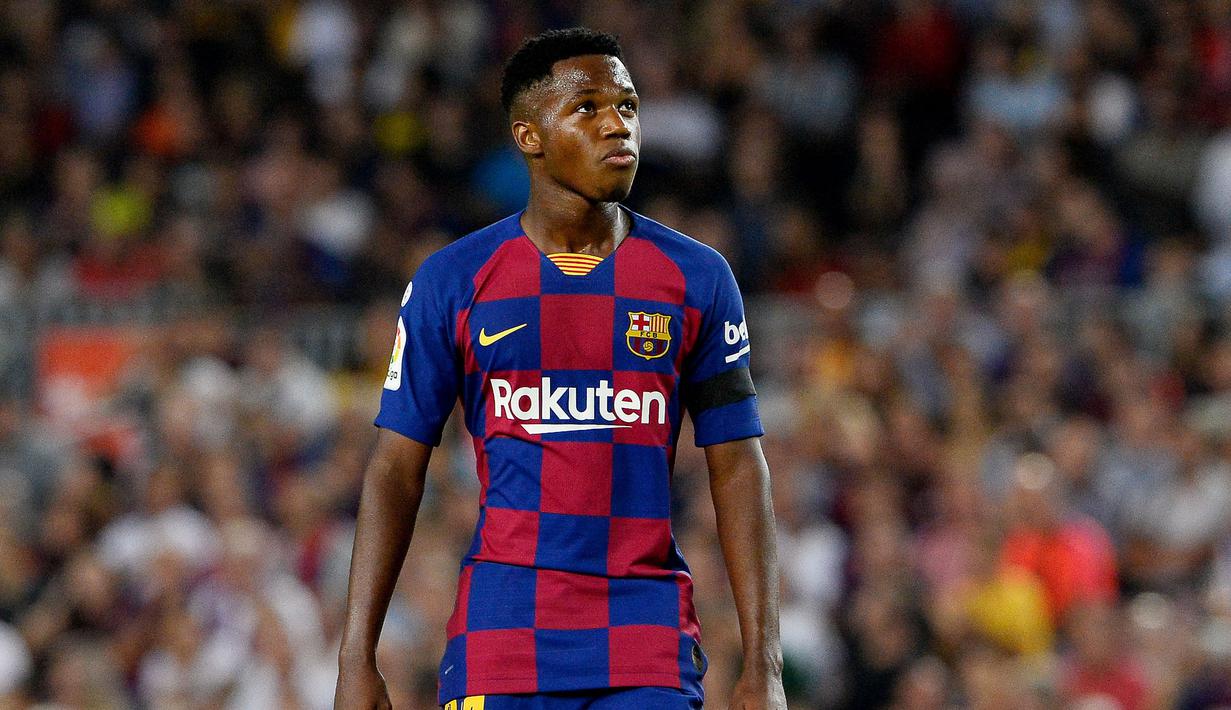 2. Ansu Fati (Barcelona) - Pemain jebolan La Masia ini mampu mencuri perhatian saat debut bersama Barcelona. Ia sukses memecahkan rekor sebagai pencetak gol termuda dalam sejarah klub yang sebelumnya dipegang Lionel Messi. (AFP/Pau Barrena)