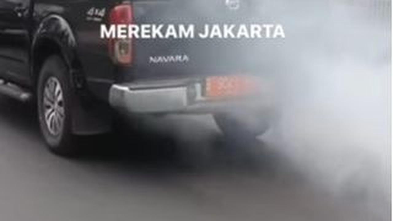 Dilihat dari akun Instagram @merekamjakarta, mobil itu memiliki nomor polisi B 9041 PSD.<br>