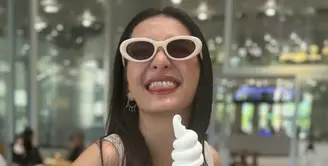 Menjadi salah satu artis yang menyukai seni, Raline Shah baru-baru ini menghadiri sebuah pameran seni di Seoul, Korea Selatan. [@ralineshah].