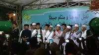 Takbiran di Petamburan, Anies Janji Lanjutkan Tradisi Takbir Keliling. (Liputan6.com/Delvira Hutabarat)