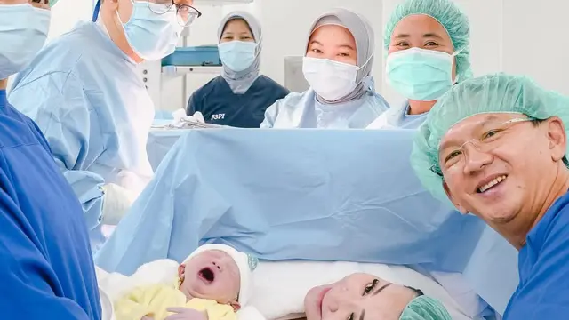 Melahirkan Jelang Natal, Puput Nastiti Devi, Istri Ahok Tampil Glowing di Momen Persalinan