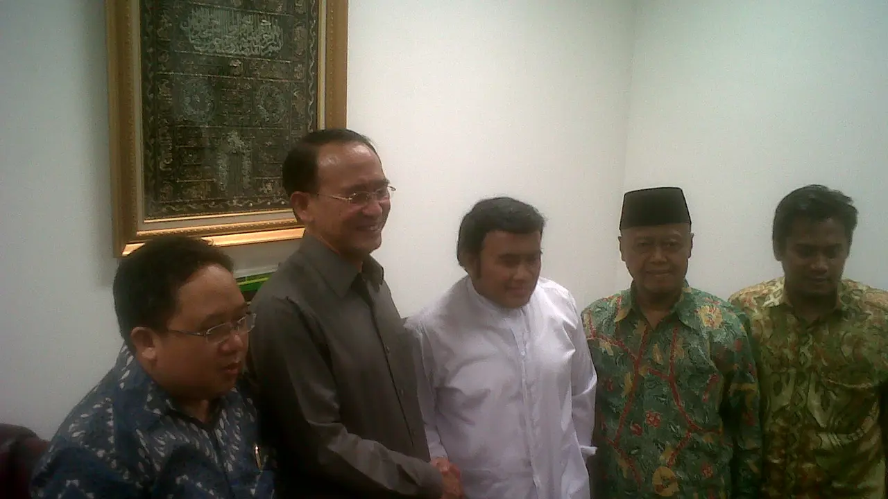 Pertemuan SDA-Rhoma di DPP PPP `Diganggu` Emron Pangkapi