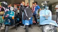 Kaka Slank terpincut Vespa klasik listrik. (Merdeka.com)