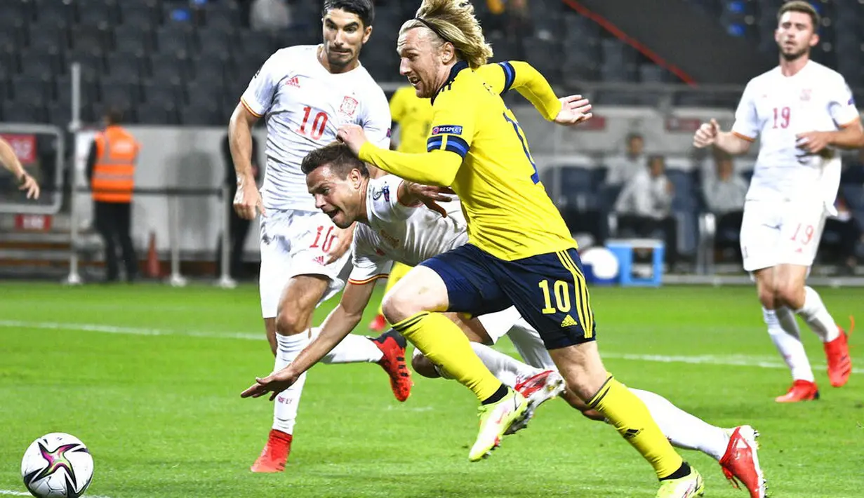 Hasil tersebut membuat La Roja kini berada di urutan kedua Grup B dengan nilai tujuh. Mereka tertinggal dua poin dari Swedia yang menempati posisi teratas. (Foto: AP/Nils Petter Nilsson)