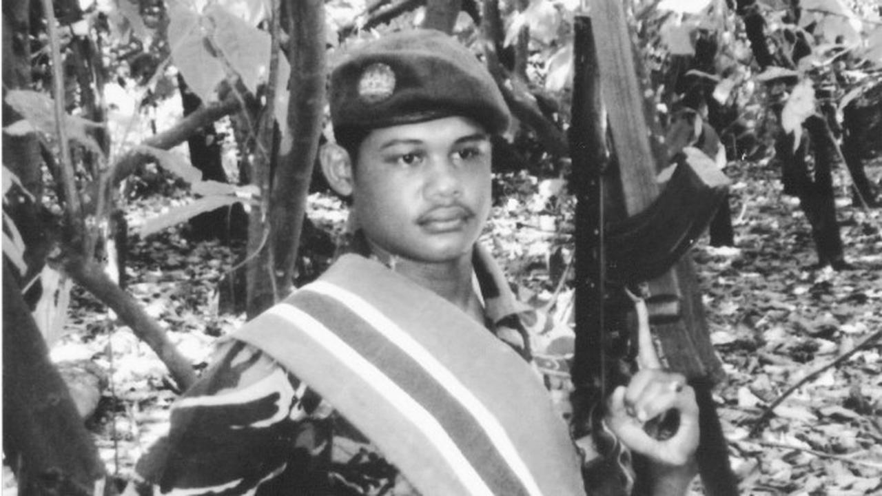 Kisah Eks GAM: Memangku Senapan Hingga Memegang Pena