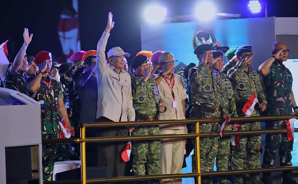 FOTO: Meriah! Pesta Rakyat & Karnaval HUT ke-80 RI Dimeriahkan TNI dan Kemhan