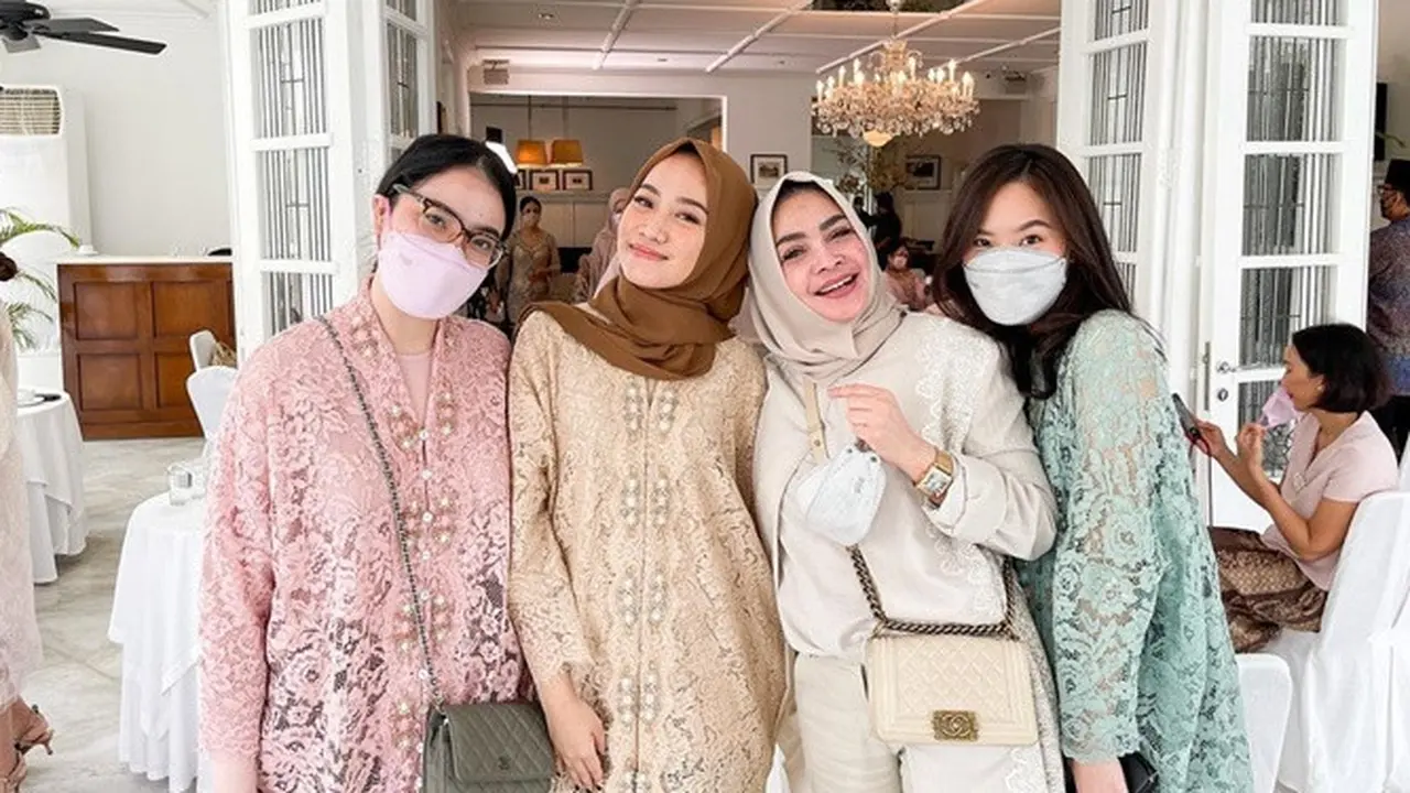 6 Potret Sella Brata, Sepupu Nagita Slavina yang Jarang Tersorot