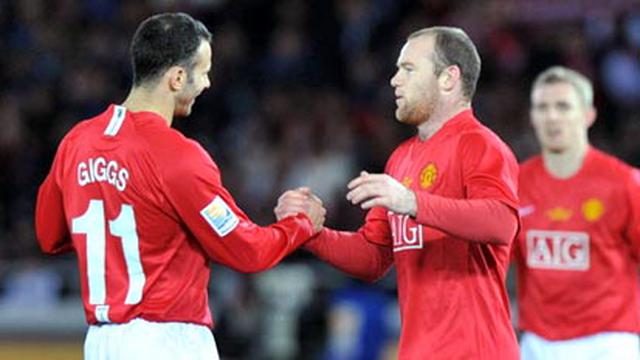 Giggs &amp; Rooney (&copy; AFP 2008)