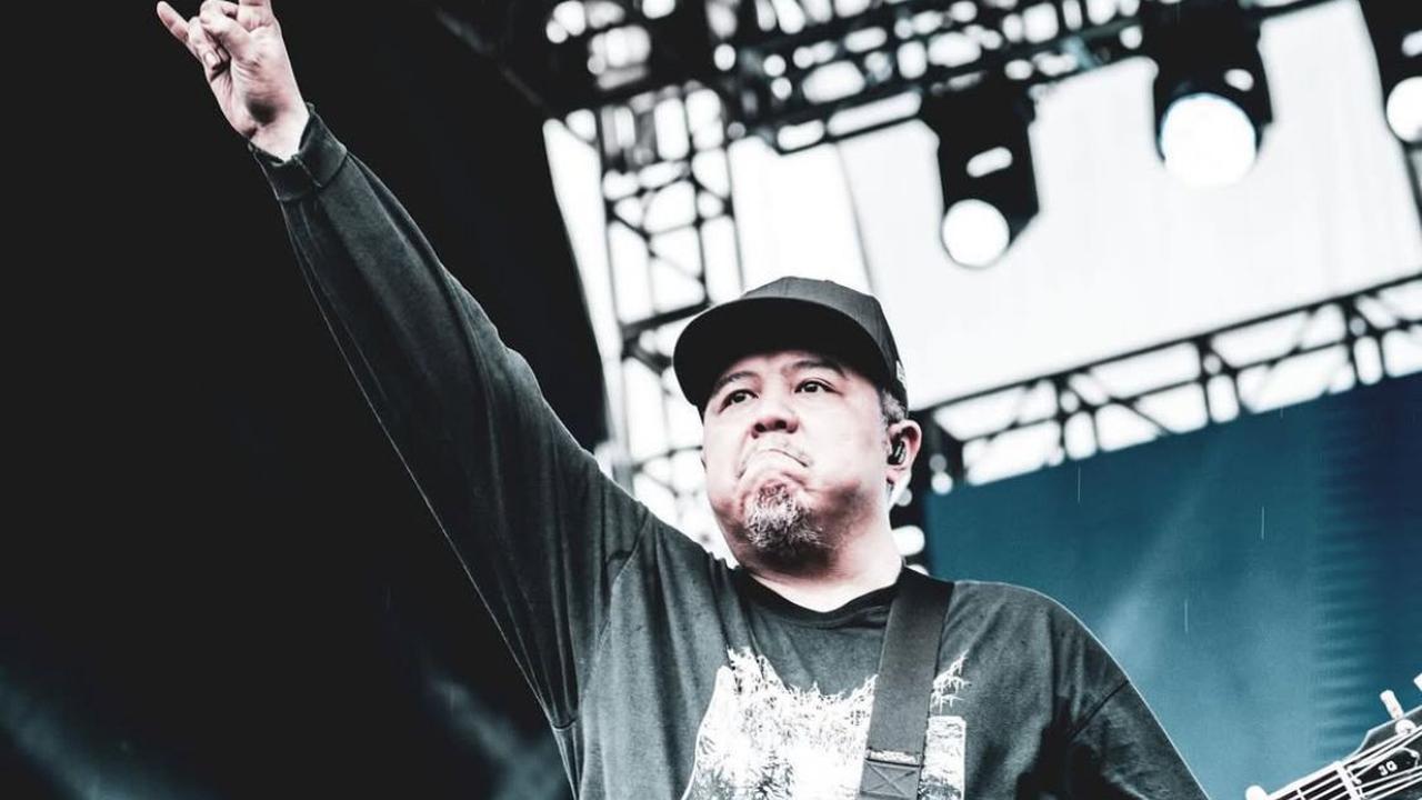 7 Potret Momen Terakhir Ricky Siahaan di Atas Panggung Jadi Bukti Totalitasnya