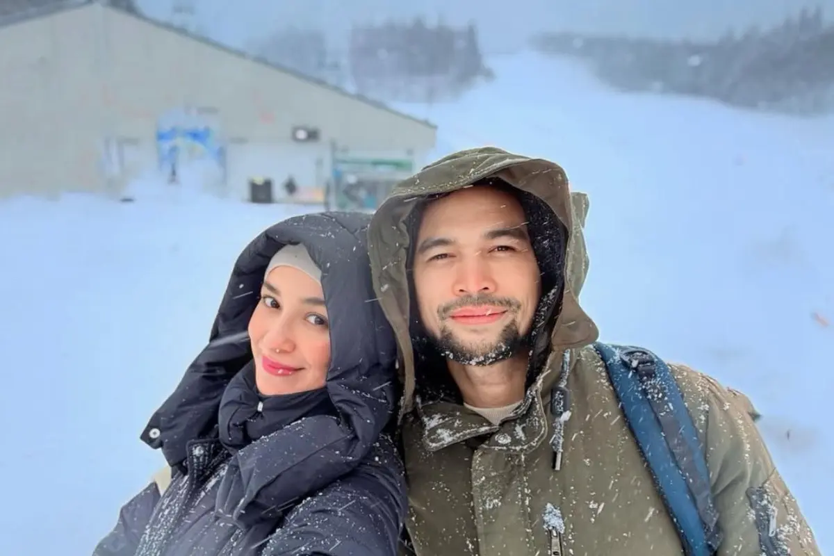 Liburan Shireen Sungkar ke Jepang Hanya Berdua Tengku Wisnu. [@shireensungkar]