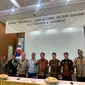 KB Bank, PT Pabrik Gula Rajawali II (Rajawali II), dan PT Mata Langit Solusindo (MATA) menandatangani kerja sama pemberdayaan pertanian tebu Indonesia.(Natasha/Liputan6.com)