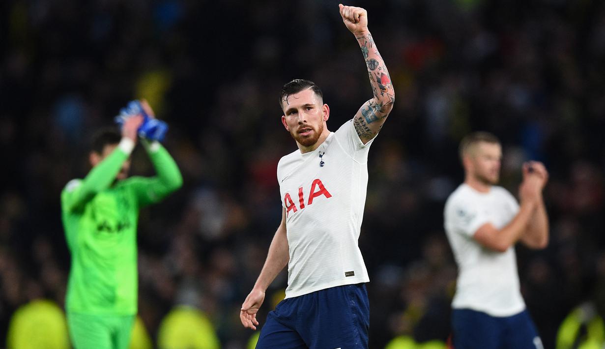 Di Grup D, dua pemain Tottenham Hotspur, Hugo Lloris (Prancis) dan Pierre-Emile Hojbjerg (Denmark) akan saling berhadapan di matchday kedua Grup D, 26 November 2022. (AFP/Daniel Leal)