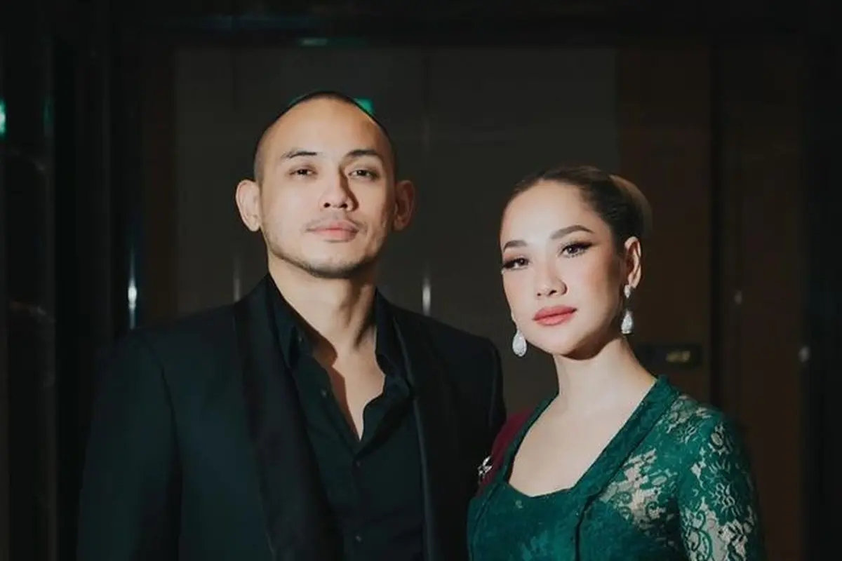 6 Gaya Bunga Citra Lestari Jadi Bridesmaid di Pernikahan Nino RAN, Tampil Elegan Berkebaya Hijau dan Mini Dress Hitam