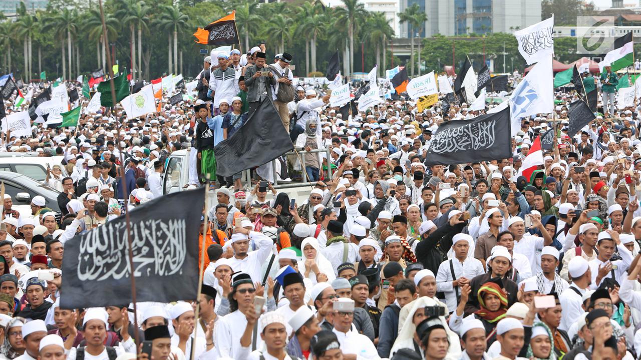 Gelar Reuni Akbar 212, Jutaan Muslim Banjiri Kawasan Monas