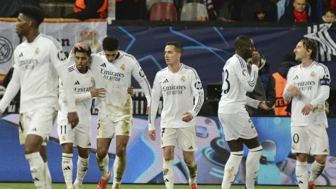 Pemain Real Madrid merayakan gol ke gawang Brest di Liga Champions, Kamis (30/1/2025) dini hari WIB. (c) AP Photo/Thibault Camus