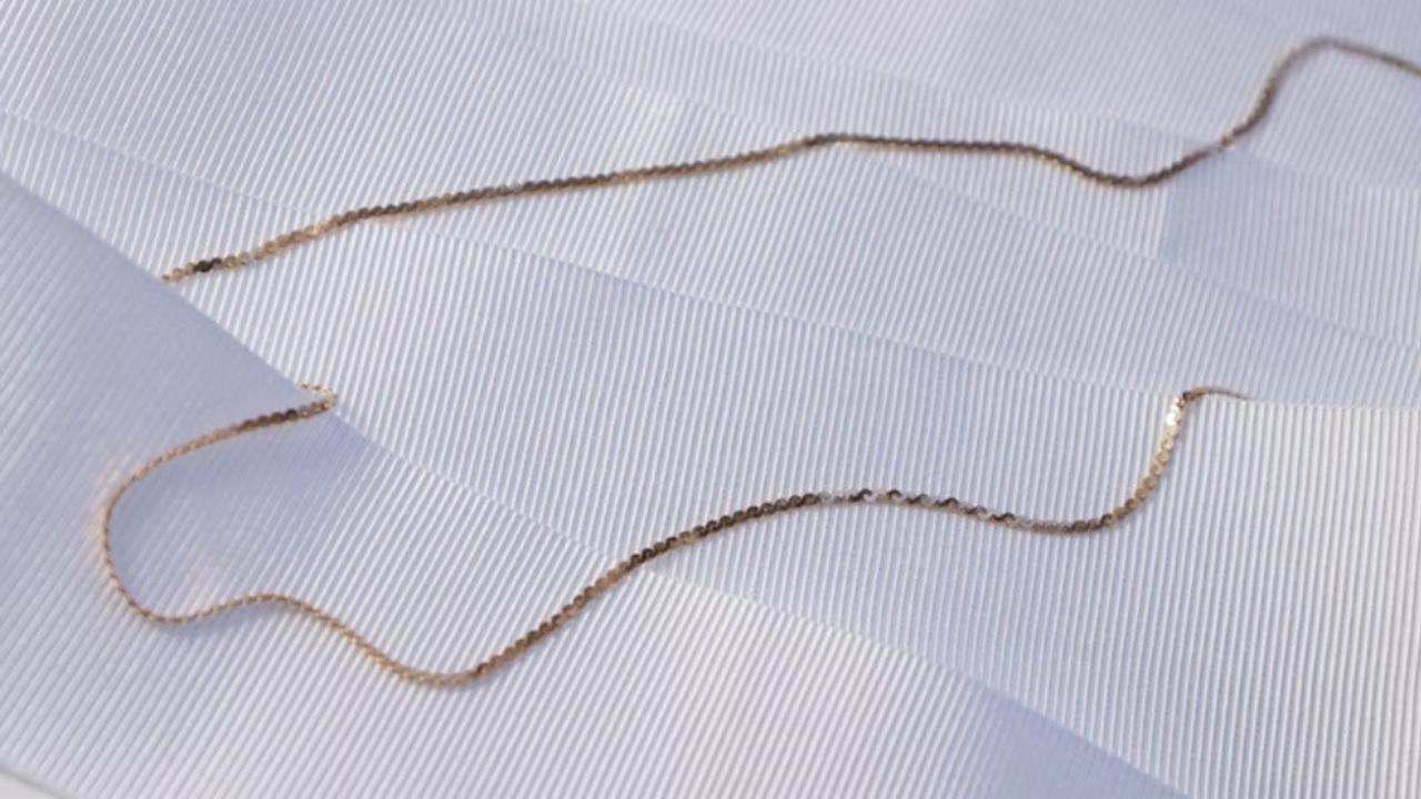Ilustrasi Kalung Emas