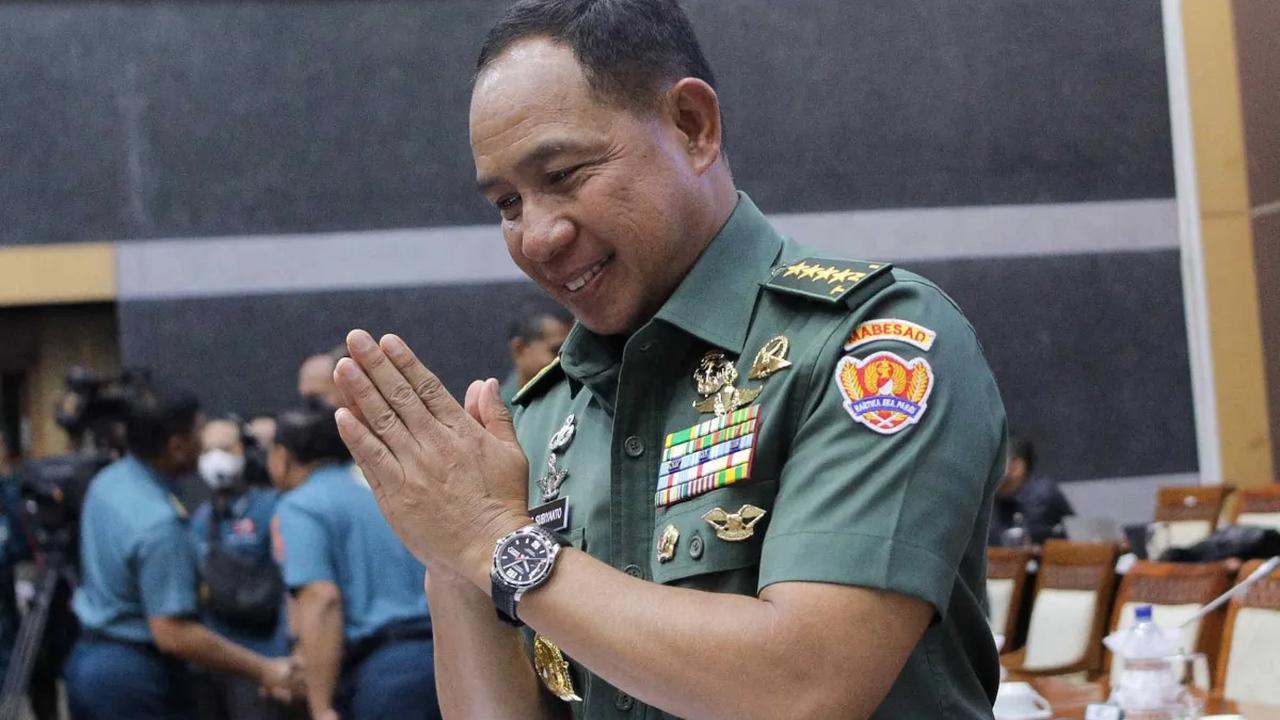 Sepanjang kariernya tersebut, Agus&nbsp;juga sering bersinggungan dengan sosok Presiden Joko Widodo (Jokowi).&nbsp;<br>