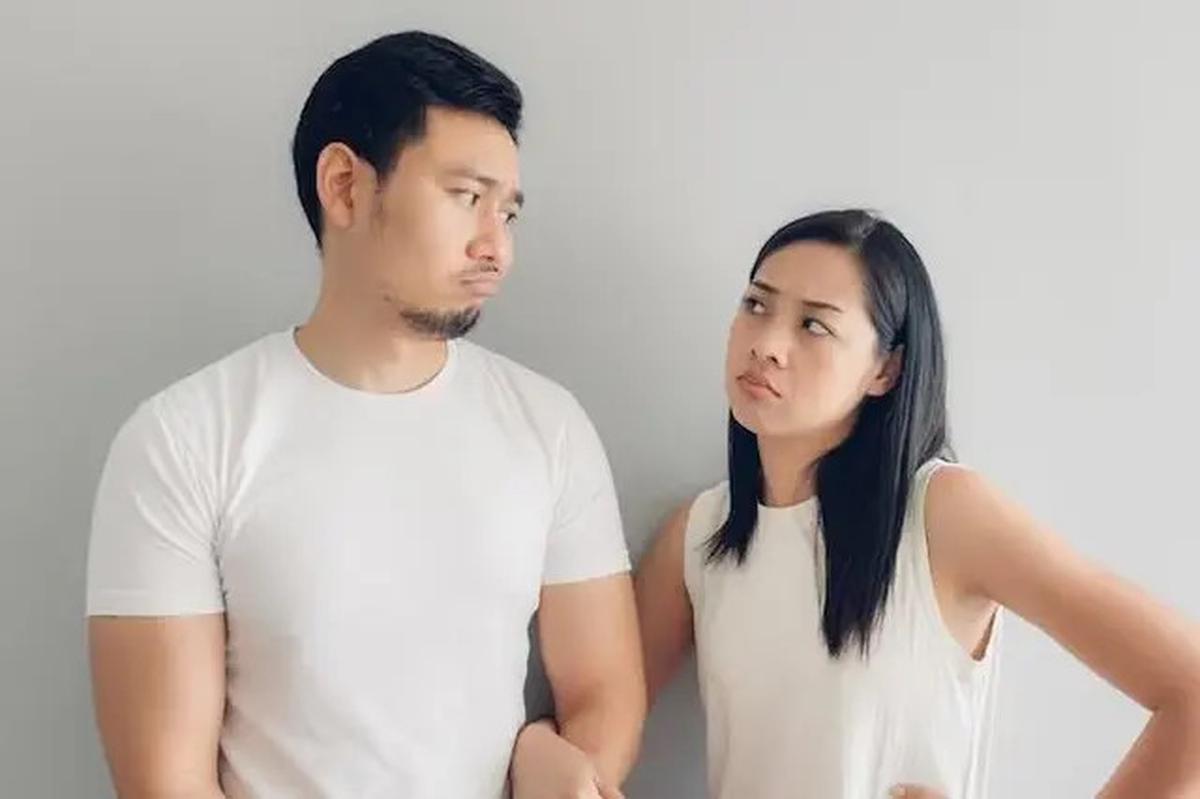 5 Tanda Pria Mungkin Tidak Benar-Benar Mencintaimu