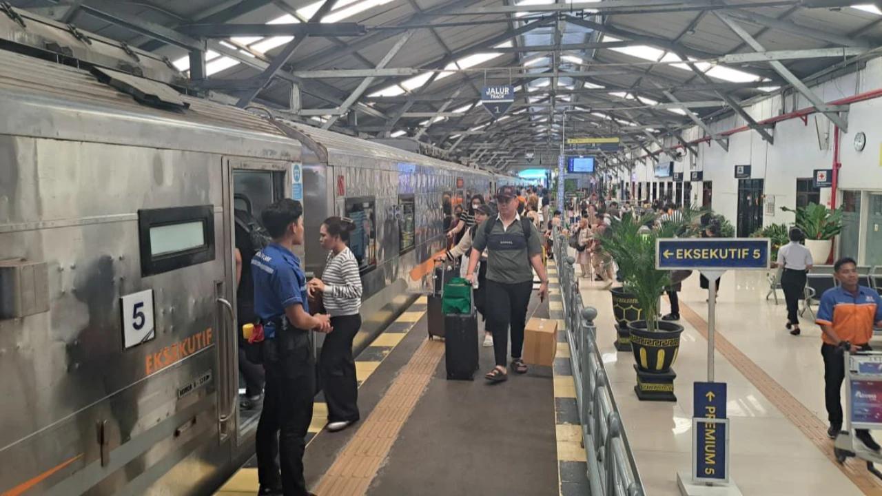 Penjualan Tiket Kereta Api Lebaran Tembus 4,1 Juta Hingga 24 Maret 2026