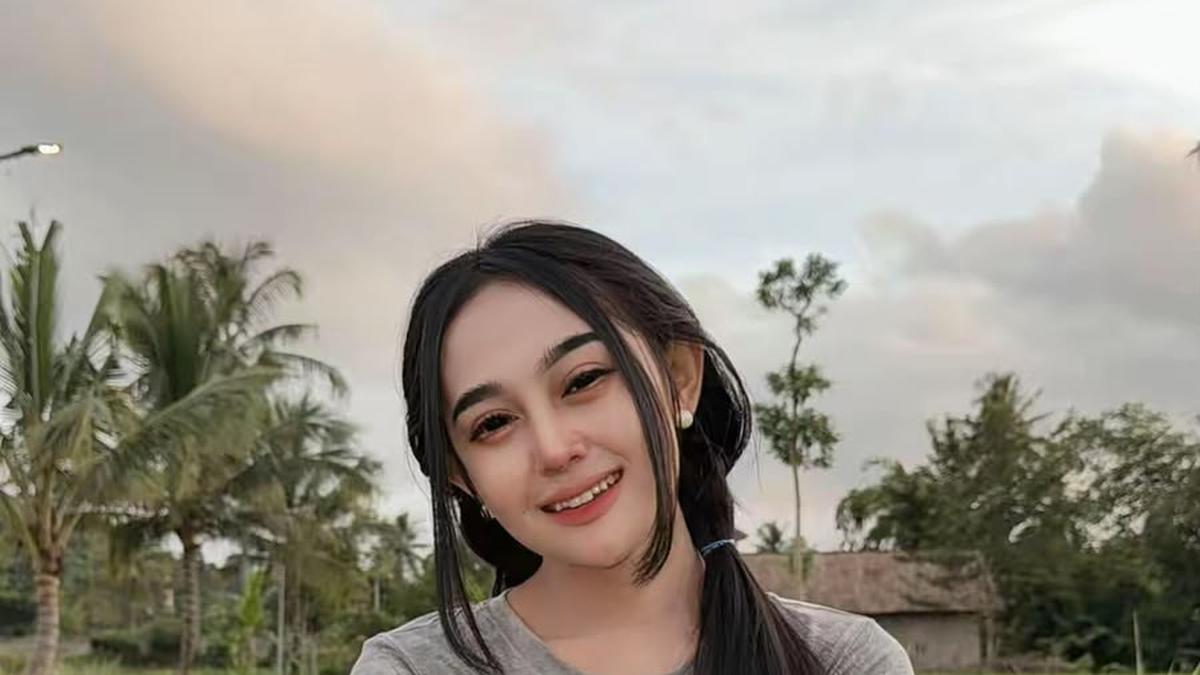 Selvi Ayunda Manfaatkan Medsos untuk Perluas Jangkauan Karya, tapi Tak Mau Tinggalkan Panggung