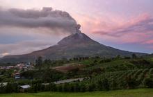 Enam Gunung Api Erupsi Serentak, PVMBG Pastikan Tidak Ada Keterkaitan