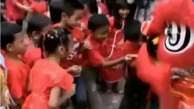 Segmen 3: Ratusan Siswa Rayakan Imlek hingga Paus Terdampar di Inggris