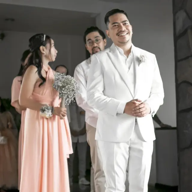 7 Potret Pernikahan Sheila Marcia yang Baru Diungkap Usai 2 Tahun Berumah Tangga