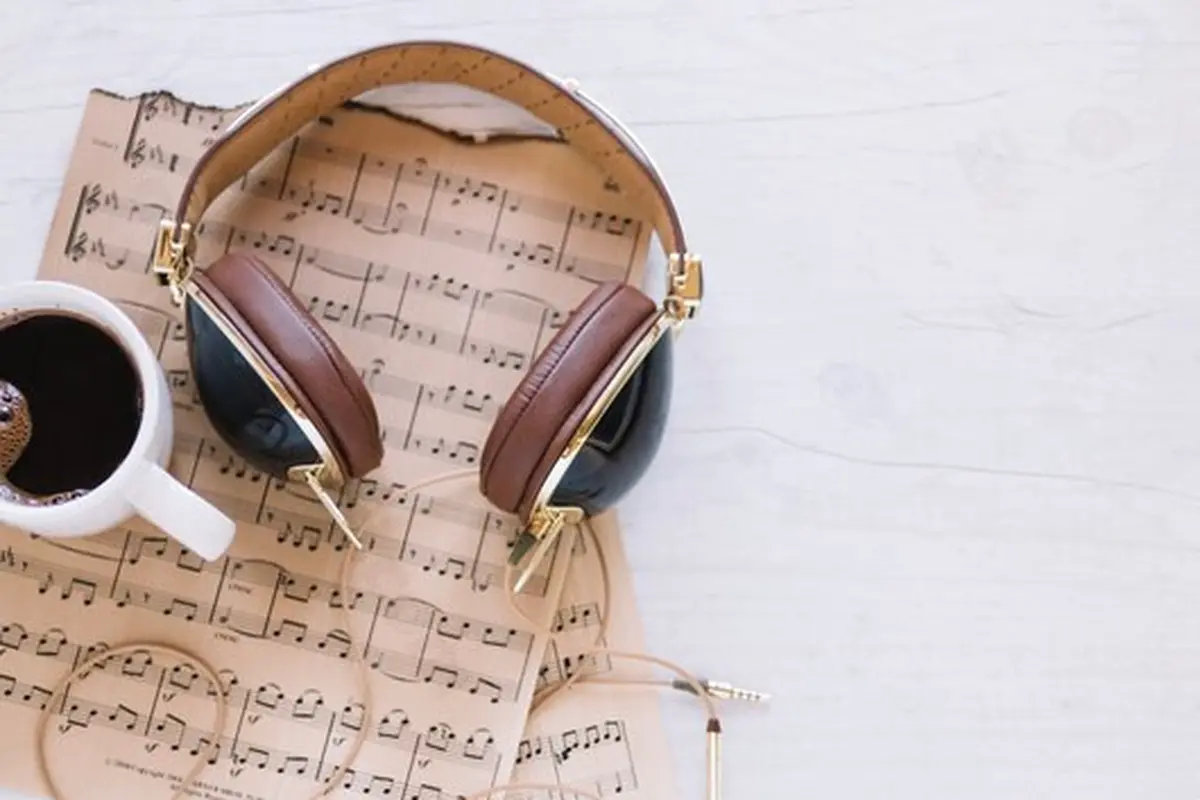 Ilustrasi headphone, mendengarkan lagu