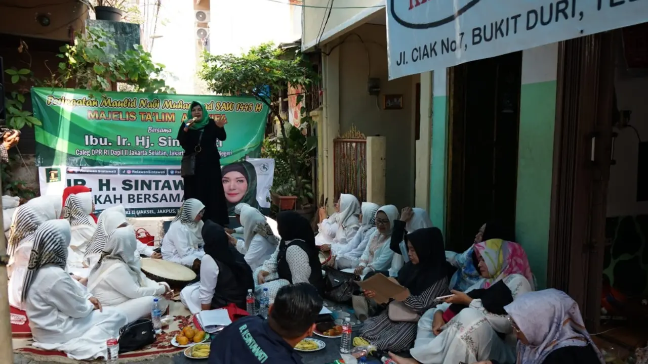 Dalam rangka memperkuat dukungan kepada Sintawati, seorang Calon Legislatif (Caleg) dari Partai Persatuan Pembangunan (PPP), Relawan Sintawati, sebuah organisasi masyarakat yang berkomitmen untuk mendukungnya, telah mengadakan serangkaian kegiatan sosial