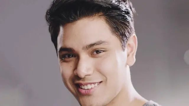 Potret Terbaru Philo Paz Armand Mantan Azizah Salsha