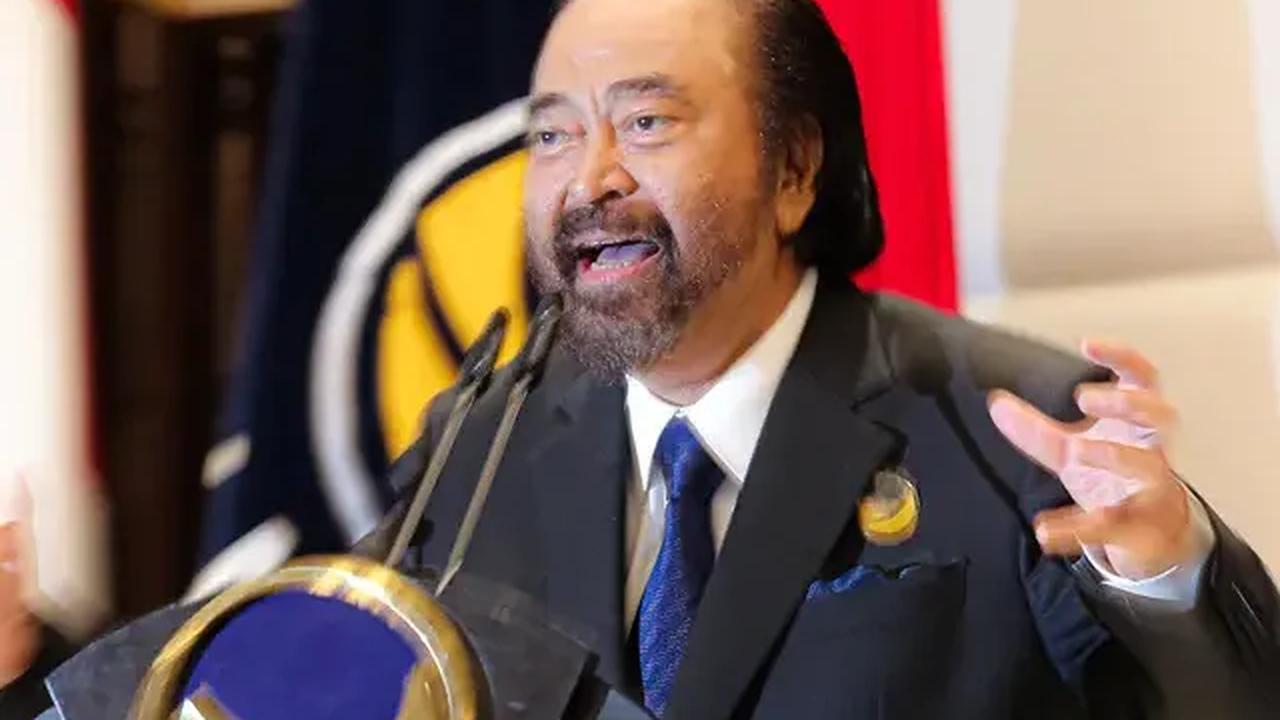 Plt Sekjen Partai NasDem Hermawi Taslim menjelaskan, tersebut berlangsung selama lebih dari satu jam. Dia menampik, ada perbincangan politik di antara keduanya dan hanya sebatas silaturahmi.