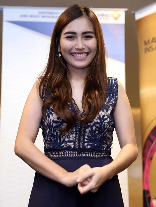 Perjalanan karier seorang Ayu Ting Ting memang dilakukannya dari bawah. Namun seorang Ayu tak menyerah dengan keadaannya saat itu, ia tetap menjalankannya sepenuh hati sampai saat ini. (Nurwahyunan/Bintang.com)