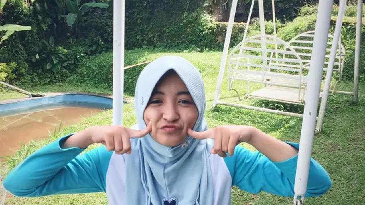 6 Potret Lawas Arafah Rianti di Awal Karier, Kini Bisa Beli Mobil dan Rumah