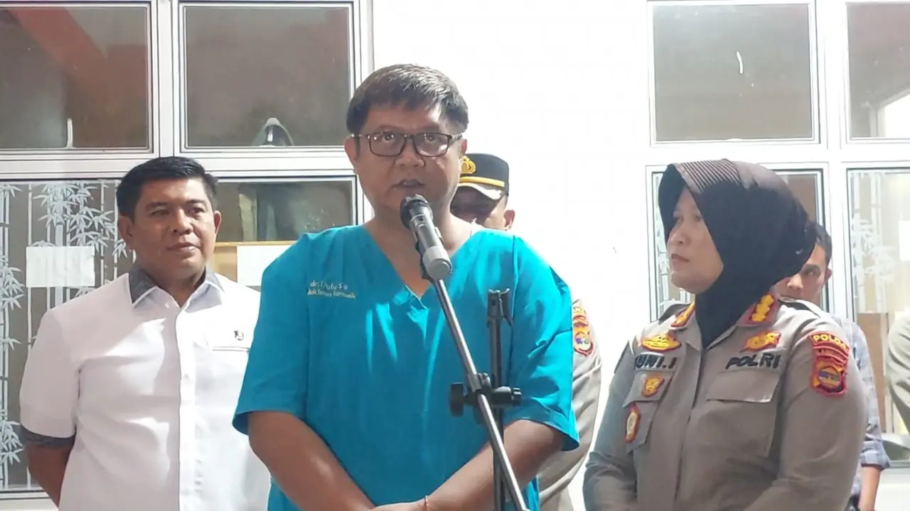 Dokter Spesialis Forensik RS Bhayangkara Polda Lampung, dr. I Putu Suwartama Wiguna (Liputan6.com/Ardi)