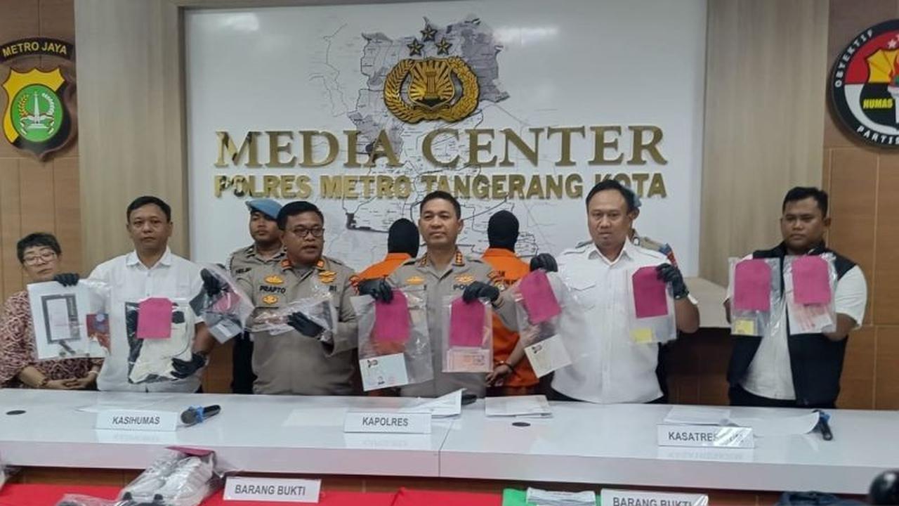 Tertangkap di Bandara, Dua WN China Pelaku Pencurian Perhiasan Senilai Rp4,5 Miliar di Tangerang