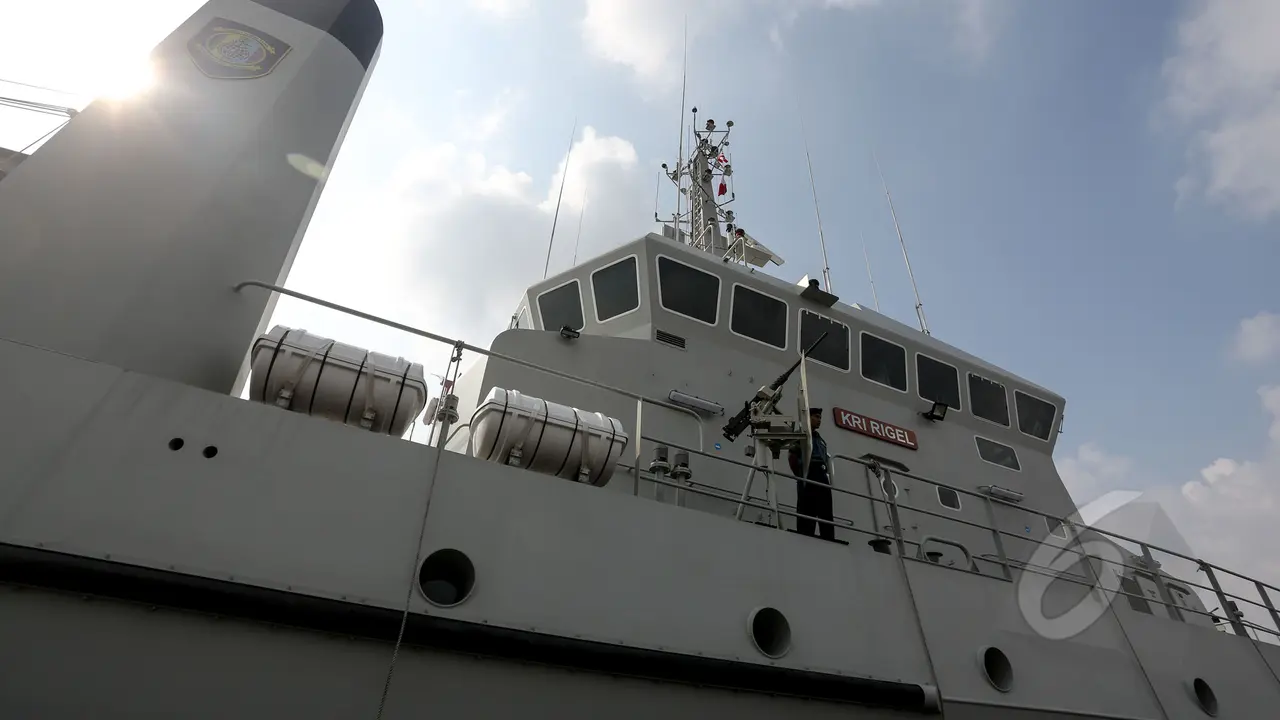 KSAL Sambut Kedatangan Kapal Survei Canggih KRI Rigel 933