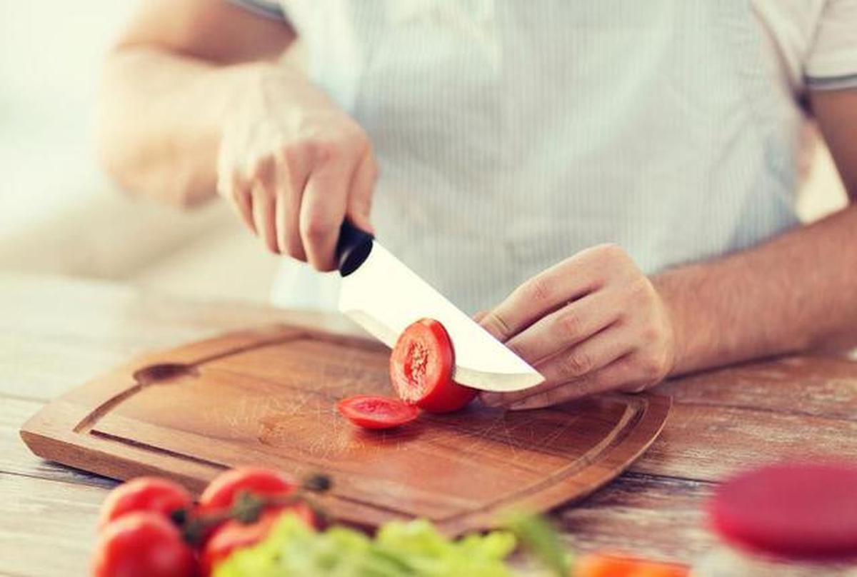 Resep Sambal Tomat Segar Tanpa Digoreng, Lebih Praktis dan Sehat