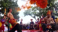 Budaya Ranah Minang memang luar biasa, kehadirannya selalu mampu memukau kali ini pada pelepasan race pertama Tour de Singkarak (TdS) 2018, Minggu (4/11).