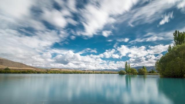 Ilustrasi telaga, danau