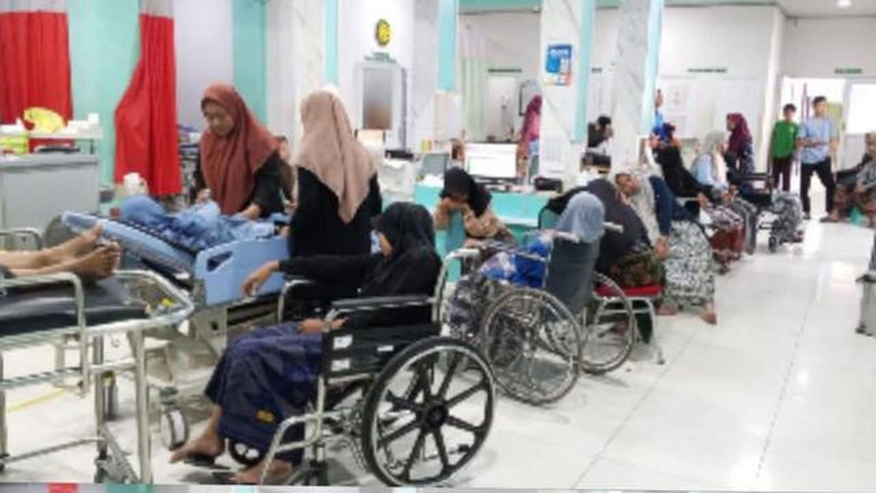 Ratusan Santri di Demak Diduga Keracunan Usai Makan Nasi Goreng MBG, Korban Dirawat di Puskesmas