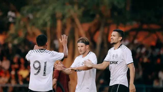 Bali Unites Vs Persis Solo