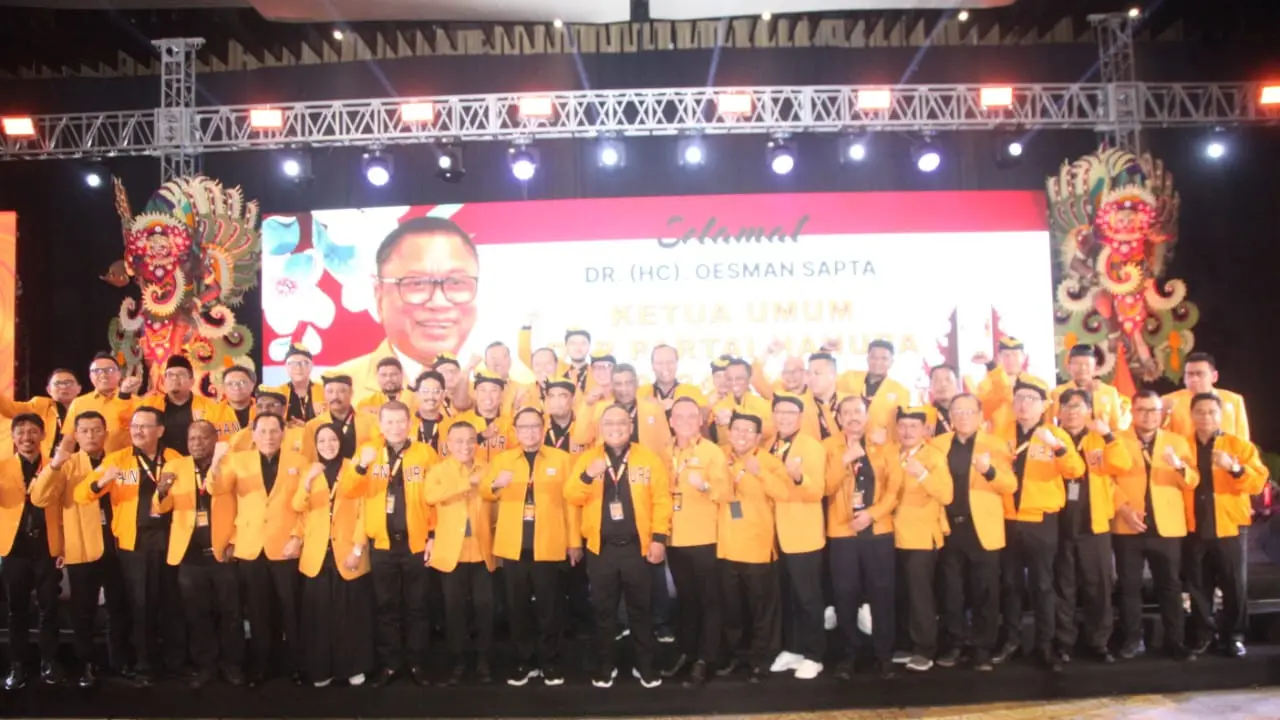 Oesman Sapta Odang (Oso) terpilih kembali secara aklamasi sebagai Ketua Umum Partai Hanura periode 2024-2029 di hari terakhir Musyawarah Nasional (Munas) IV di Bali, Senin (19/8/2024).