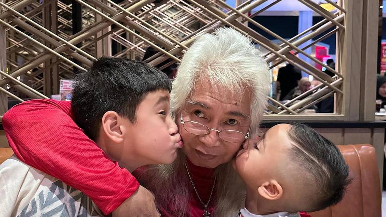 7 Potret Gideon Tengker Akhirnya Bertemu Rafathar & Rayyanza, Dulu Hanya Bisa Menahan Rindu